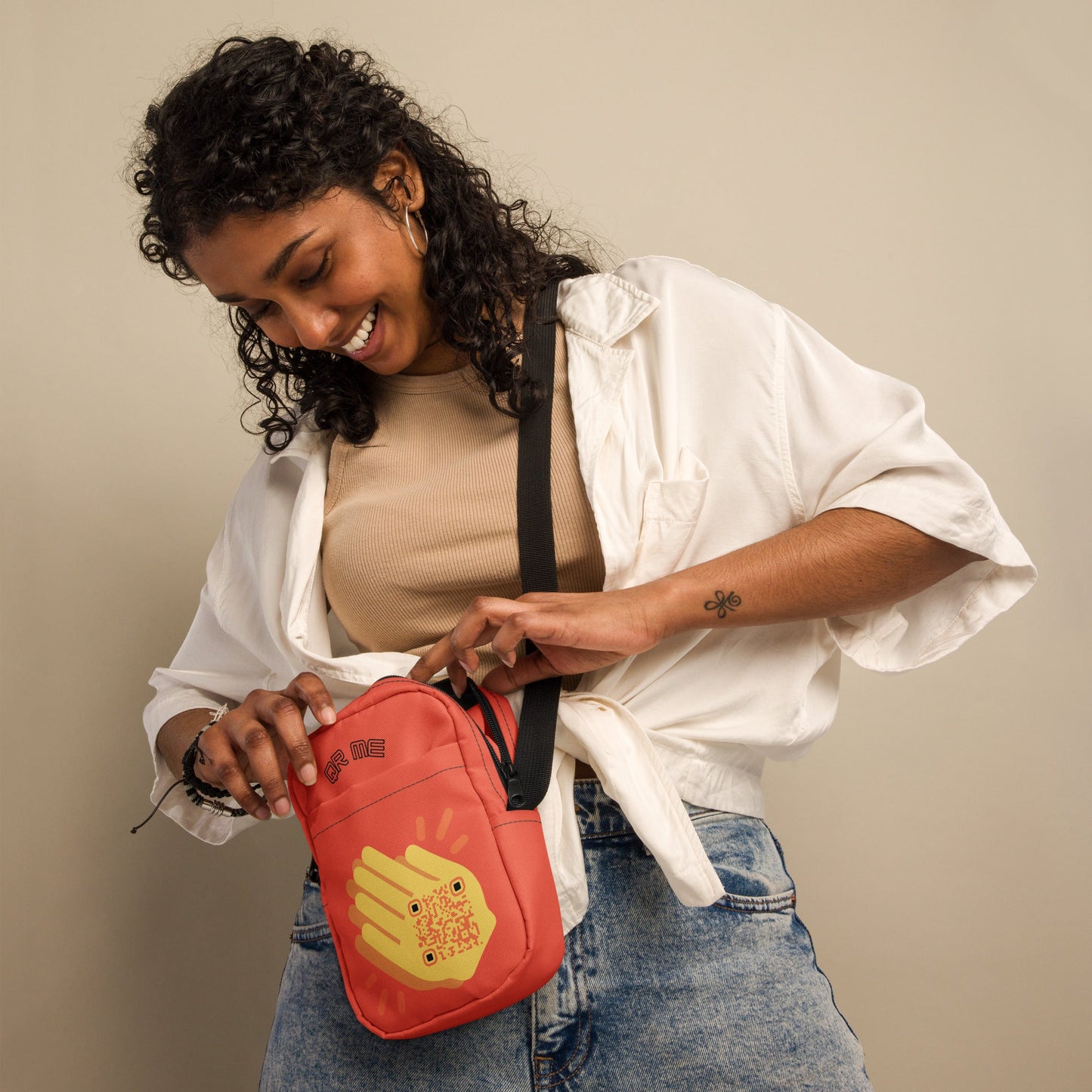 Wave Emoji Personalized QR Code crossbody bag