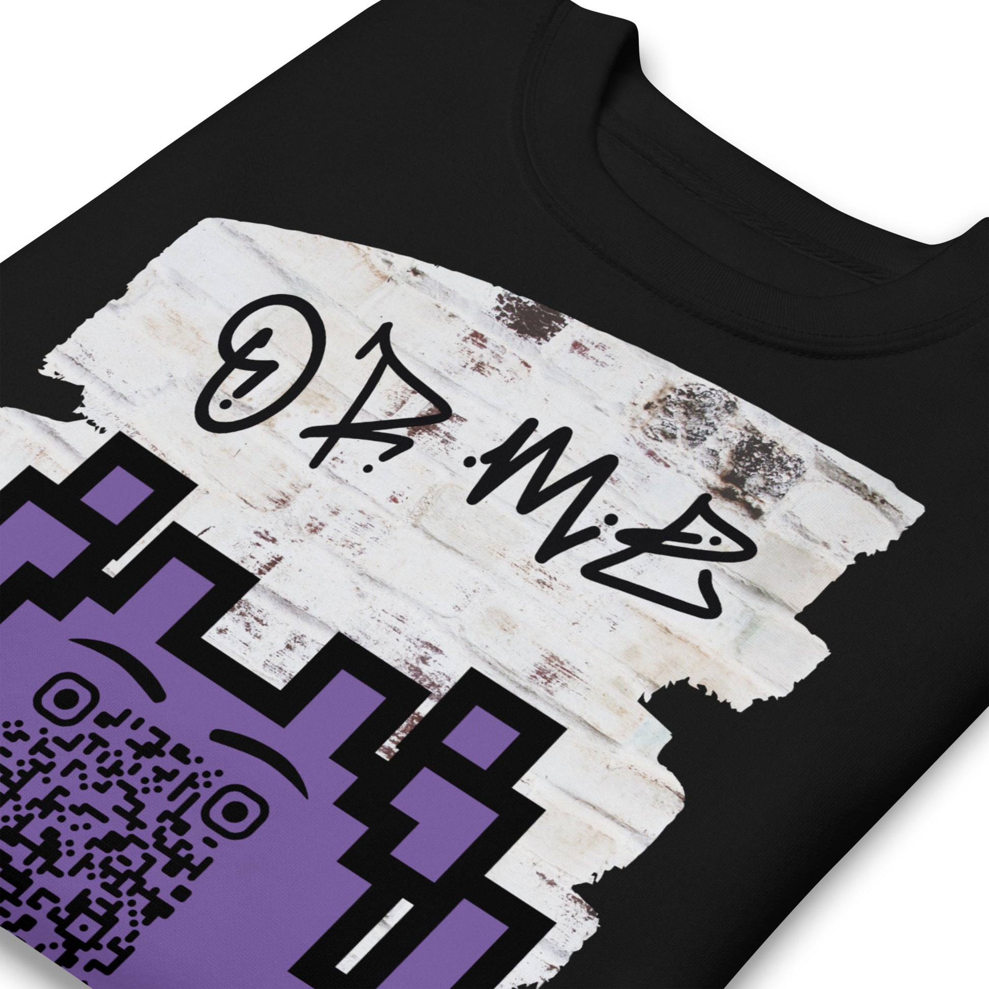Graffiti Wall Alien QR Code Sweatshirt β Bold Style for Gamers