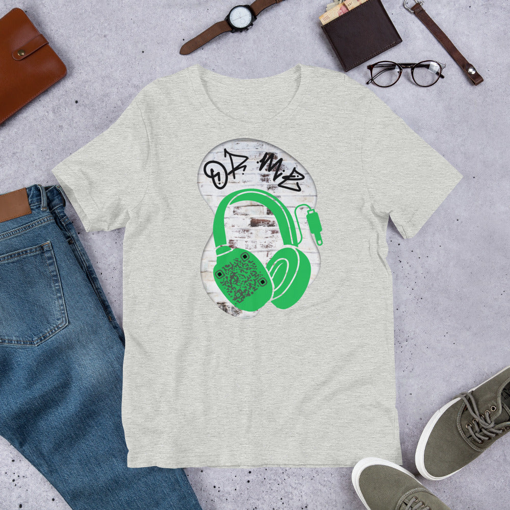 Graffiti Wall QR Code T-Shirt – Share Your Music Boldly