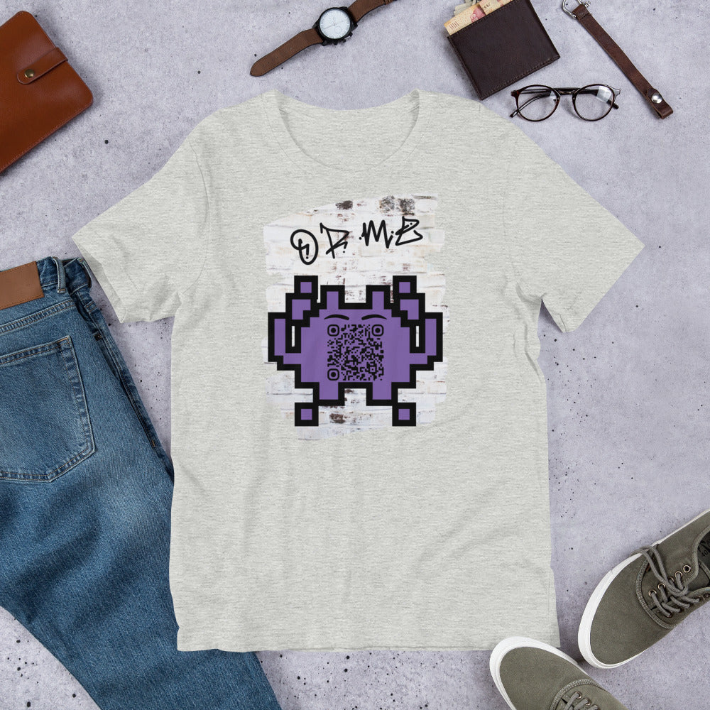 Graffiti Wall Alien QR Code T-Shirt – For Gamers and YouTubers