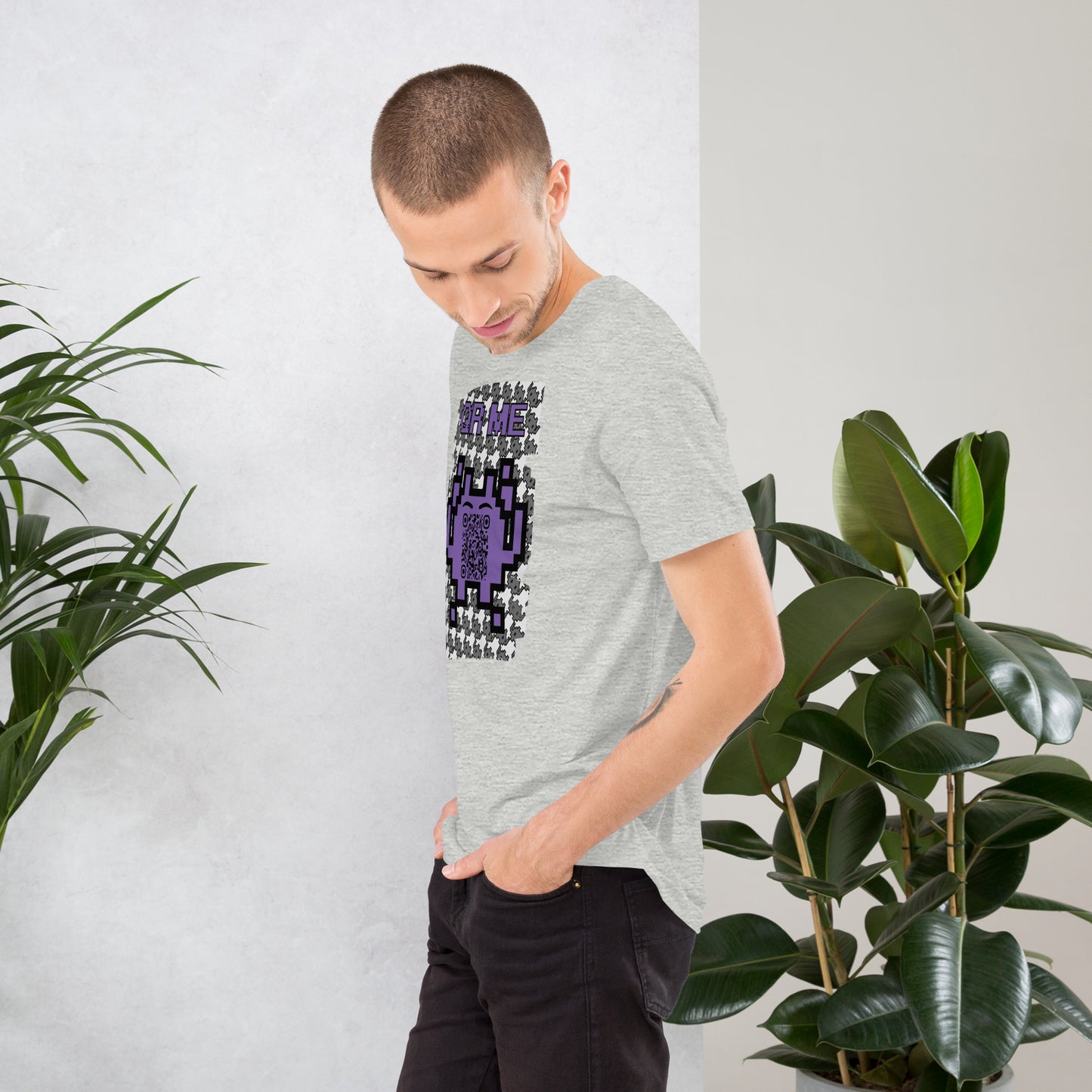 Mono Alien QR Code T-Shirt – Share Your Gaming and YouTube Links