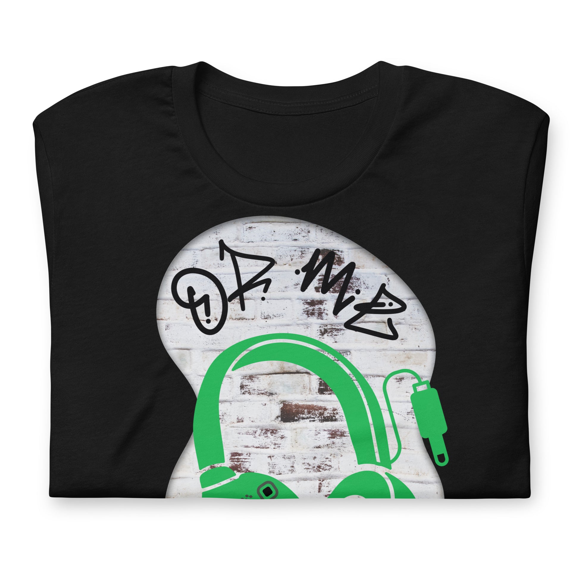 Graffiti Wall QR Code T-Shirt – Share Your Music Boldly