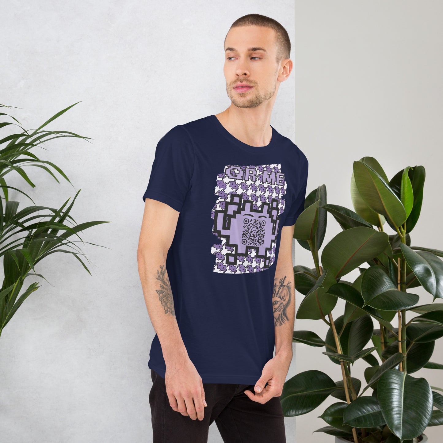 Purple Alien QR Code T-Shirt – For Gamers and YouTubers