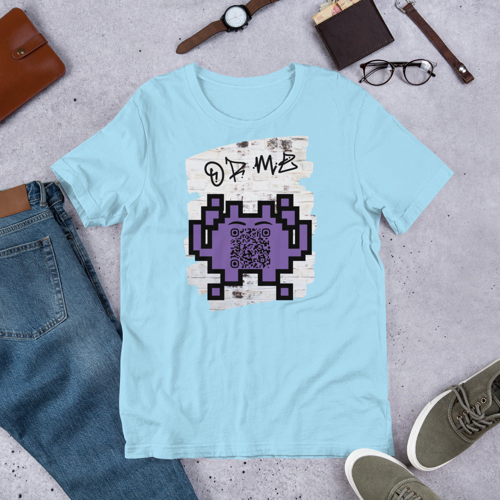 Graffiti Wall Alien QR Code T-Shirt – For Gamers and YouTubers