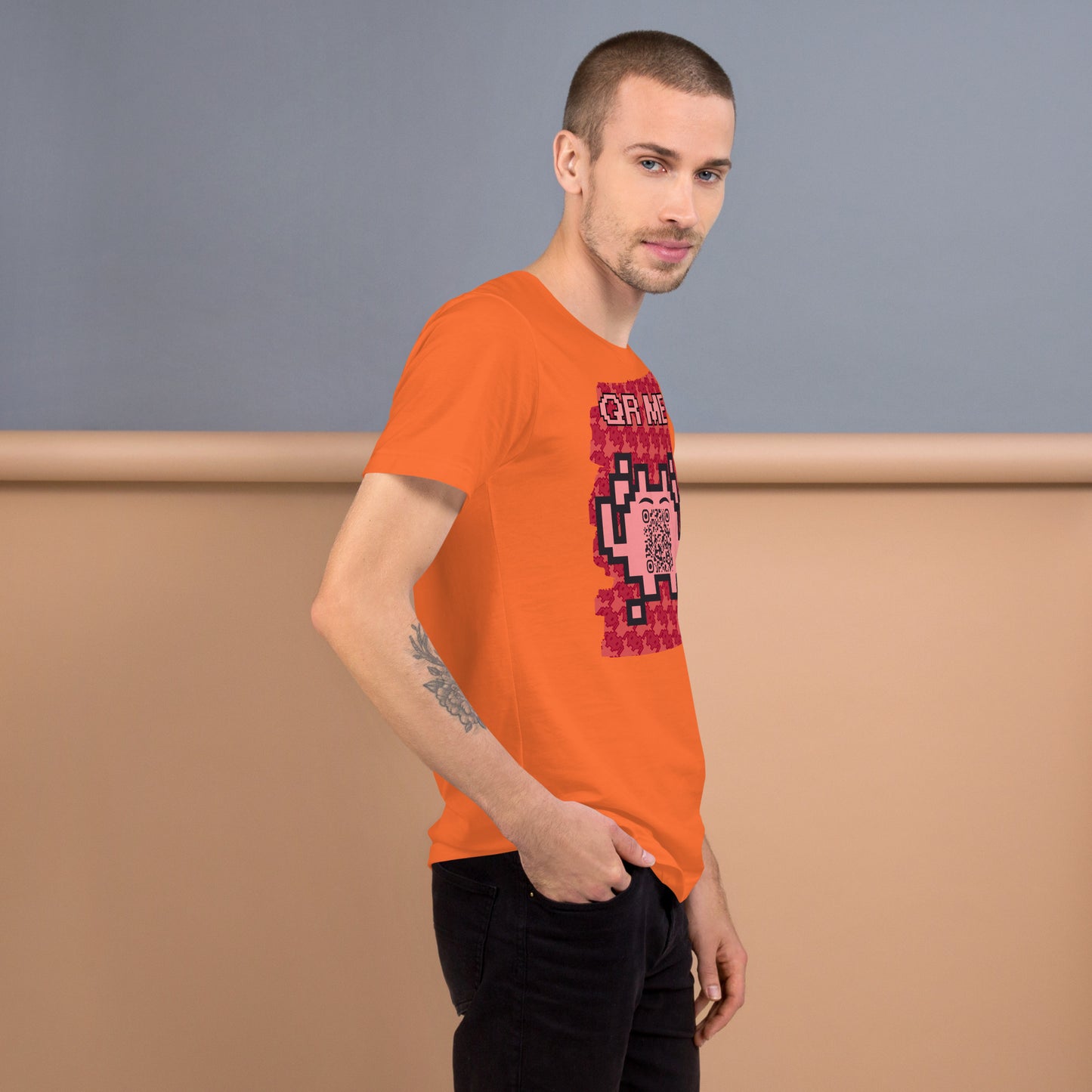 Red Alien QR Code T-Shirt – Go Boldly and Share
