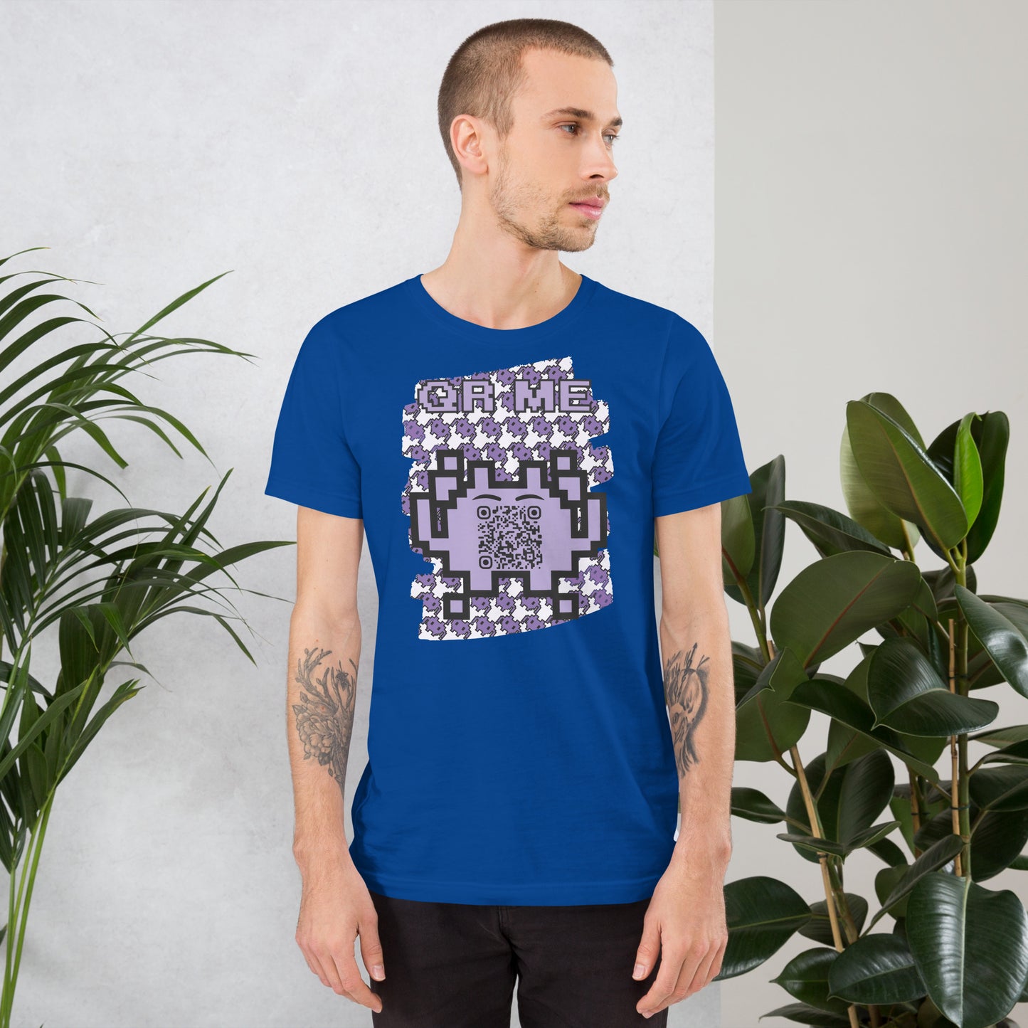 Purple Alien QR Code T-Shirt – For Gamers and YouTubers