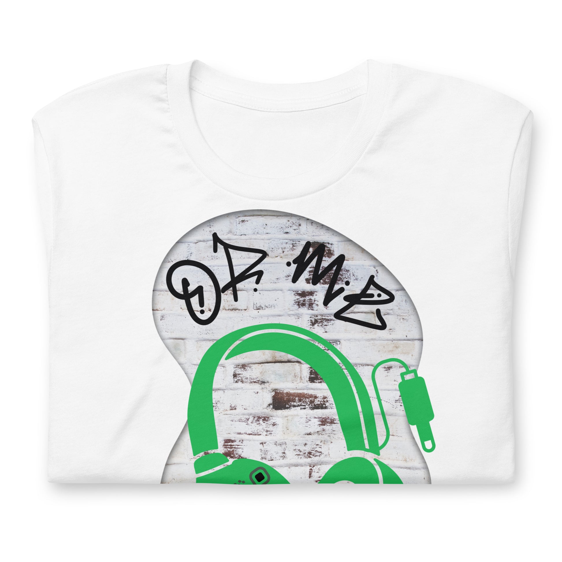 Graffiti Wall QR Code T-Shirt – Share Your Music Boldly