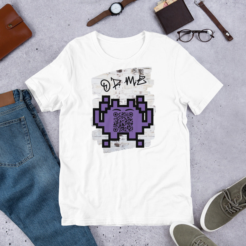 Graffiti Wall Alien QR Code T-Shirt – For Gamers and YouTubers
