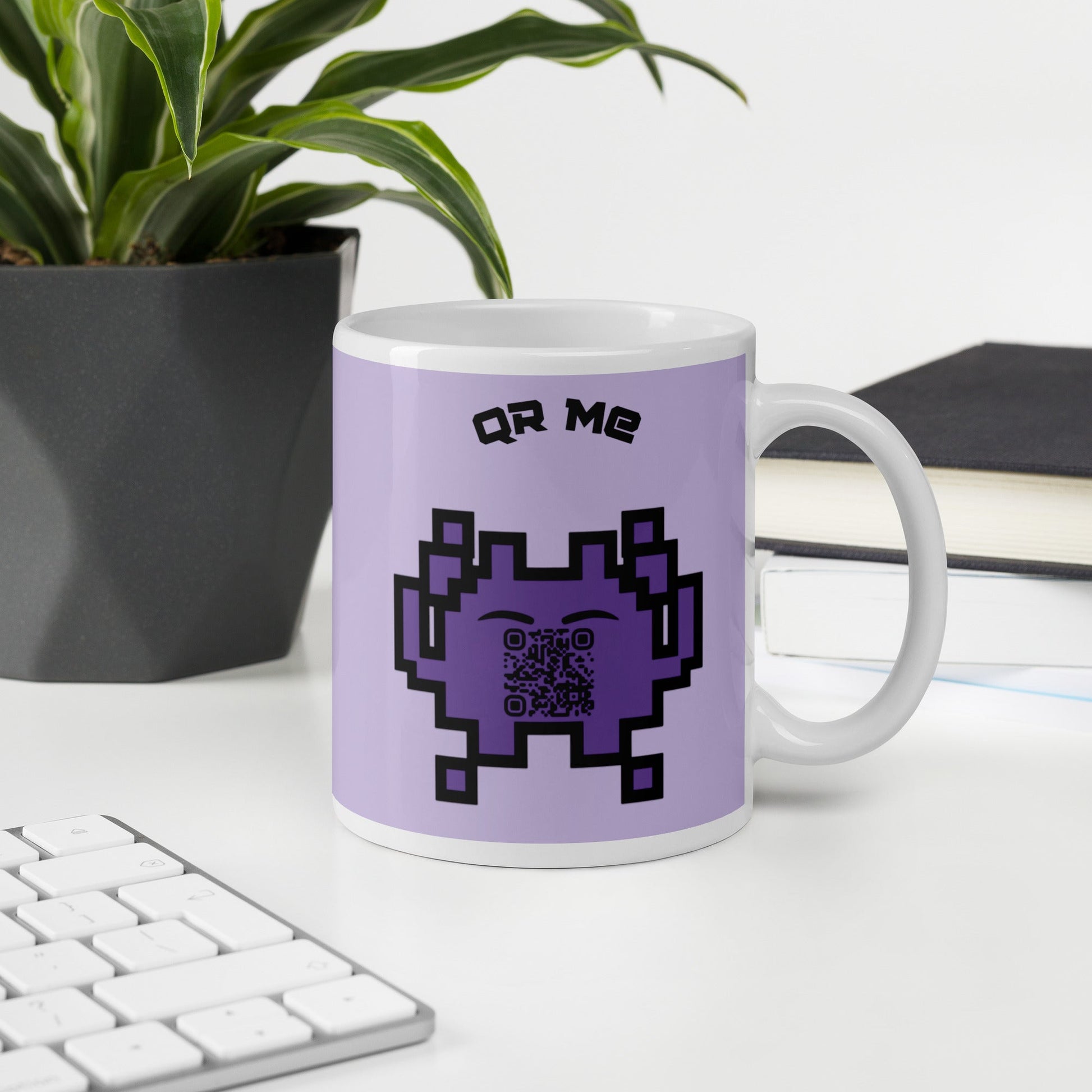 Alien Emoji Personalized QR Code mug