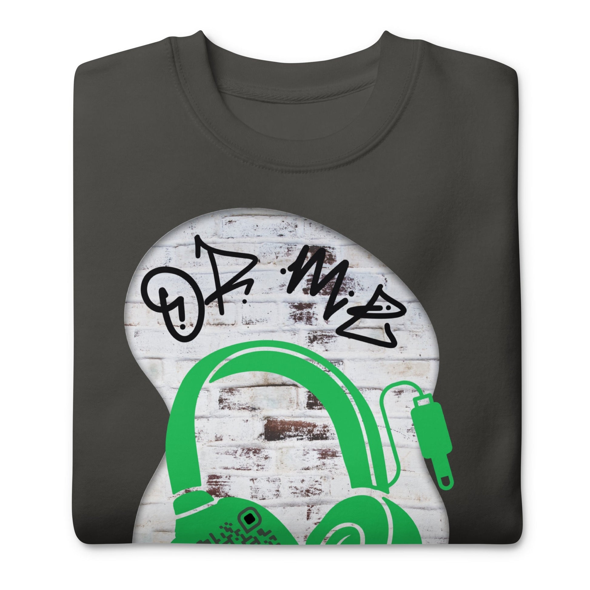 Personalized QR Code Sweatshirt – Graffiti Vibes for Music Lovers