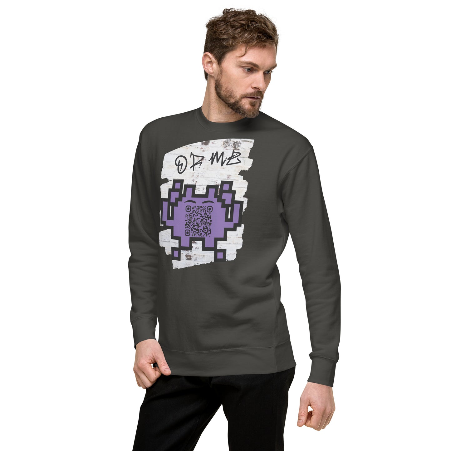 Graffiti Wall Alien QR Code Sweatshirt – Bold Style for Gamers