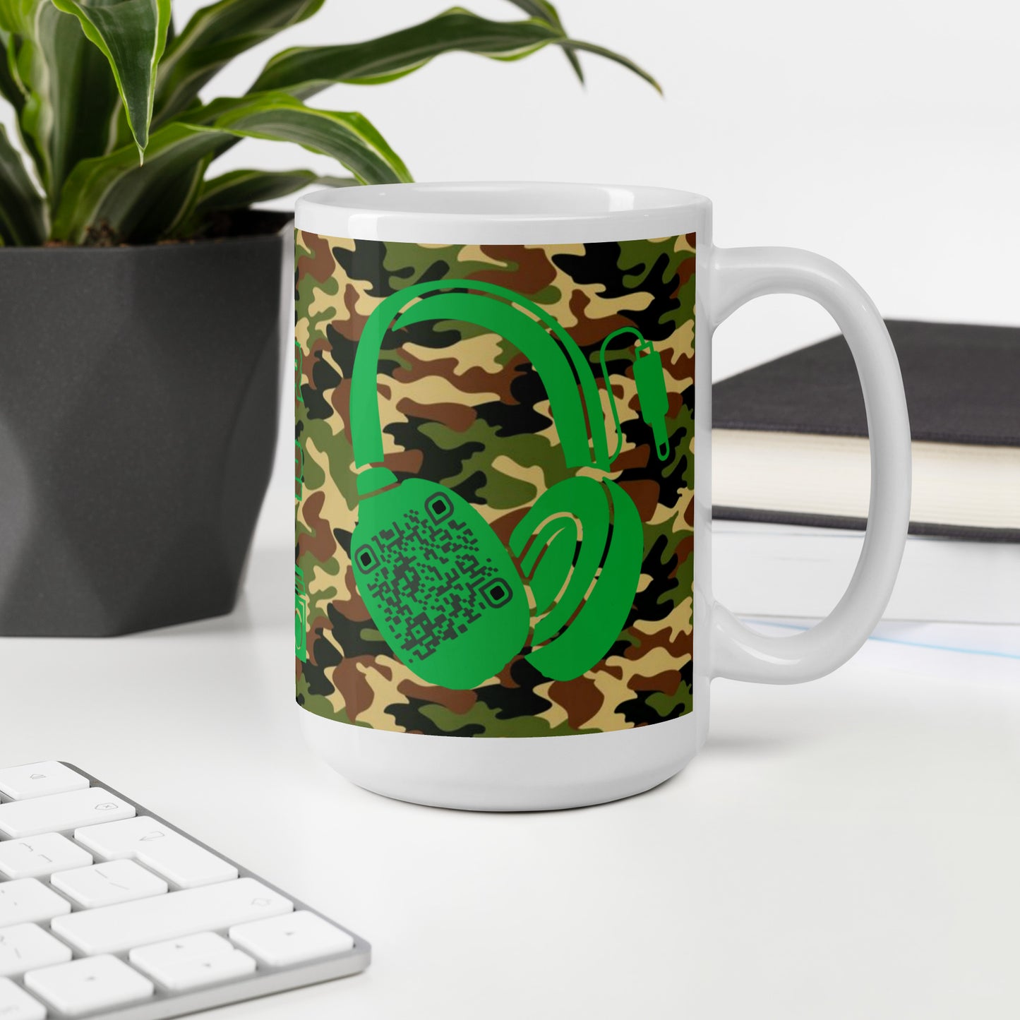 Personalized Camouflage QR Code Mug – Music Sharing Made Easy